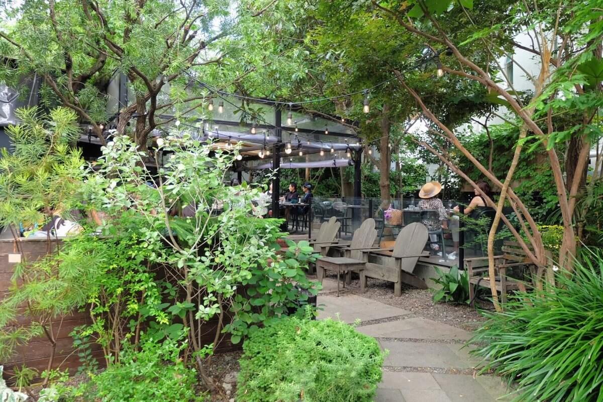 ガーデンハウス鎌倉 地元民集まる緑に囲まれたイタリアンレストランがロマンチック 鎌倉な子